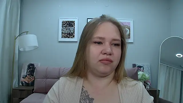 DianaKristol online show from June 2026 06:10:01 PM