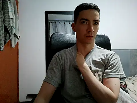 Dan Hottie online show from May 2026 02:40:02 AM