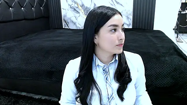 MiaReinig09 online show from June 2026 11:16:02 PM