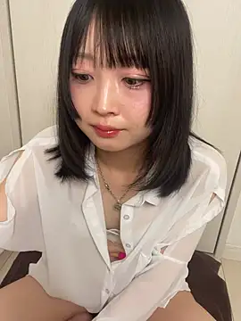 Snapshot of yu_nya chatting on May 2026 05:45:02 AM yu nya online show from May 2026 05:45:02 AM