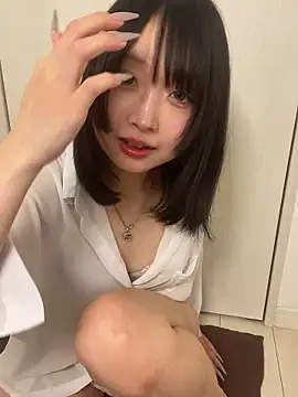 Snapshot of yu_nya chatting on June 2026 01:03:01 PM yu nya online show from June 2026 01:03:01 PM