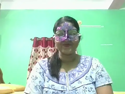 Kavya17 online show from June 2026 01:15:02 PM
