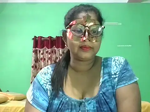 Kavya17 online show from June 2026 02:03:02 PM