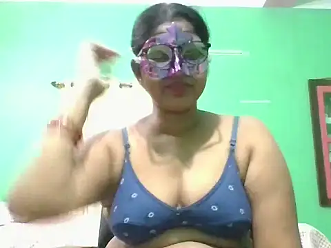 Kavya17 online show from June 2026 03:40:01 AM