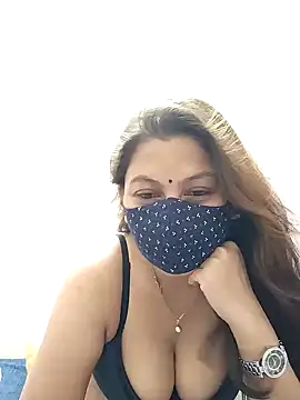 hot kiran2000 online show from June 2026 12:51:02 PM