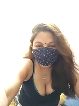 hot kiran2000 online show from June 2026 06:10:02 PM