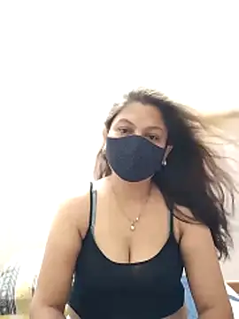 hot kiran2000 online show from June 2026 12:42:02 PM