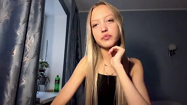 NievesHackey online show from June 2026 03:05:02 PM