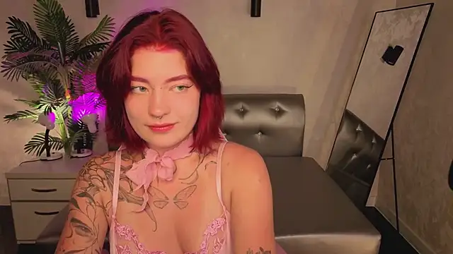Nikki Gringer online show from June 2026 01:08:02 AM