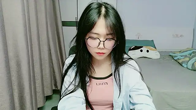 Snapshot of xiaoxiaoyu030 chatting on May 2026 10:56:02 AM xiaoxiaoyu030 online show from May 2026 10:56:02 AM
