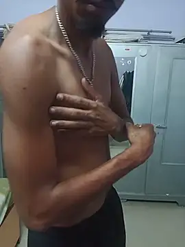 Halfbloodstud online show from June 2026 06:23:01 PM