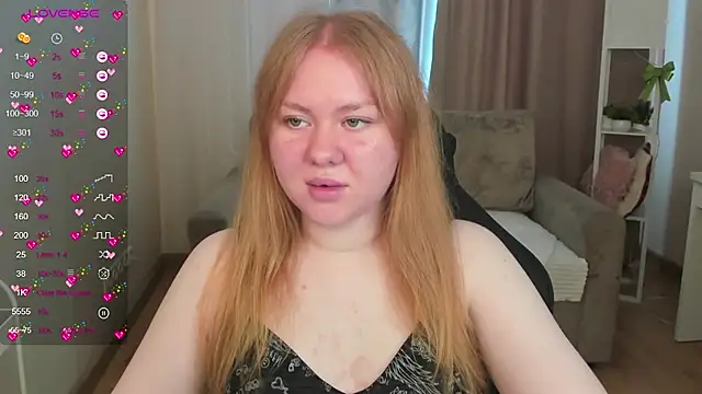 AlexaaBee online show from June 2026 08:09:02 AM