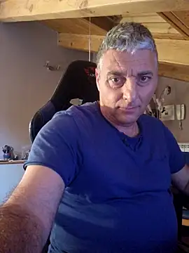 Snapshot of Sersy7 chatting on June 2026 05:18:01 PM Sersy7 online show from June 2026 05:18:01 PM