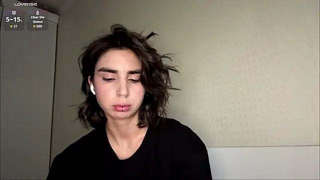 JessiaRuezga online show from June 2026 12:25:01 PM