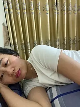 Snapshot of Linda-babyy chatting on May 2026 04:35:02 PM Linda-babyy online show from May 2026 04:35:02 PM