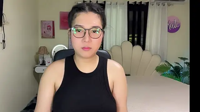Snapshot of RingMyBelle chatting on June 2026 02:46:02 AM RingMyBelle online show from June 2026 02:46:02 AM