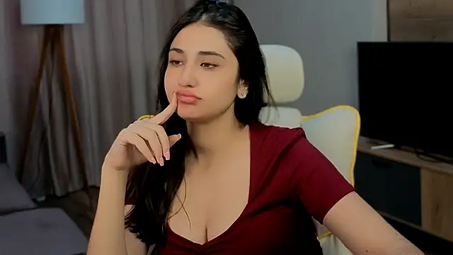 honeylanaa online show from June 2026 04:15:02 AM