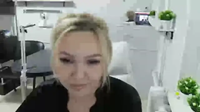 Snapshot of JessyBountys chatting on May 2026 08:32:01 AM JessyBountys online show from May 2026 08:32:01 AM