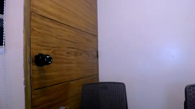 bigcock francine online show from June 2026 02:58:02 AM