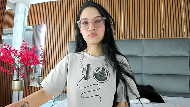 SophiieCalloway1 online show from July 2026 02:56:02 PM