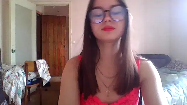 Snapshot of Bellochka201 chatting on June 2026 08:44:02 AM Bellochka201 online show from June 2026 08:44:02 AM