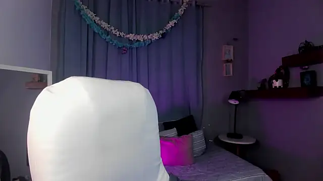 vanillafairy  online show from July 2026 07:31:01 PM