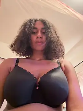 princesaAngel online show from May 2026 08:32:02 AM