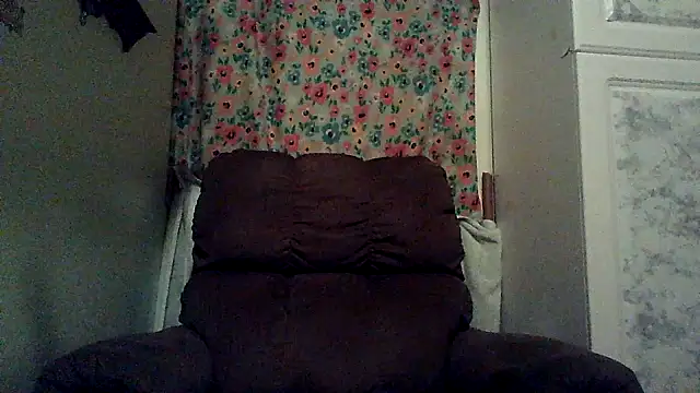 JoeFavorite69 online show from June 2026 06:18:01 AM