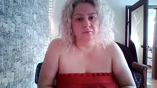 MissisXL online show from May 2026 02:35:01 PM