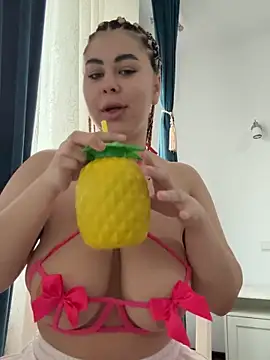 DaianaKimberly online show from June 2026 10:36:02 AM