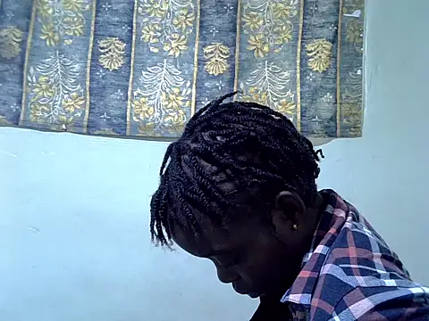 Pretty min online show from May 2026 05:49:01 AM
