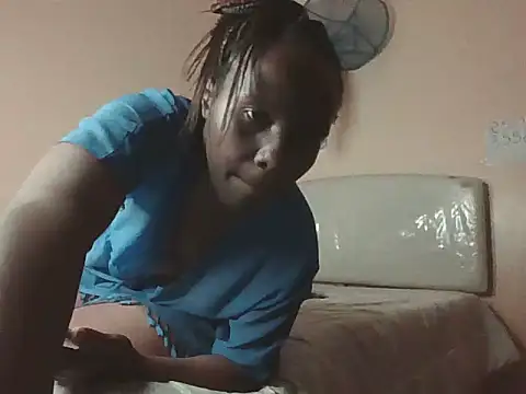 pinky-lips online show from May 2026 04:46:01 PM