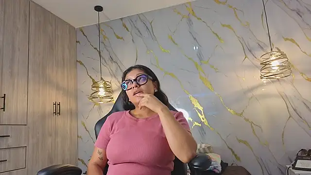 MarianaSecretx online show from May 2026 12:22:02 PM