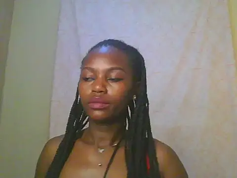lunahit online show from June 2026 03:56:01 AM