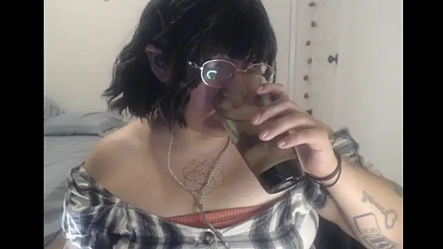 MaevenNectar online show from June 2026 12:02:02 AM