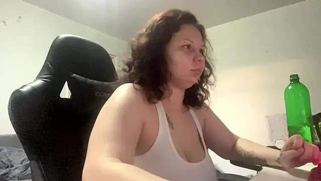 Redhair girl online show from June 2026 04:06:01 PM