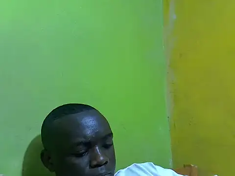 EbonyTjay online show from May 2026 05:37:02 AM