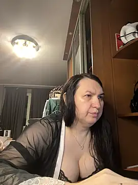 Snapshot of EvaBeautyXxX chatting on May 2026 10:17:01 PM EvaBeautyXxX online show from May 2026 10:17:01 PM