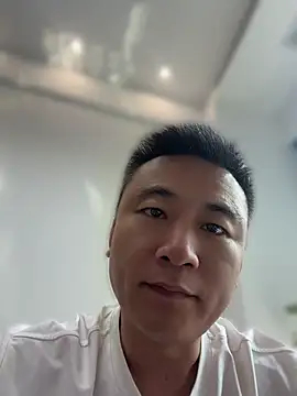 Snapshot of xiaonizi chatting on August 2026 06:37:01 AM xiaonizi online show from August 2026 06:37:01 AM