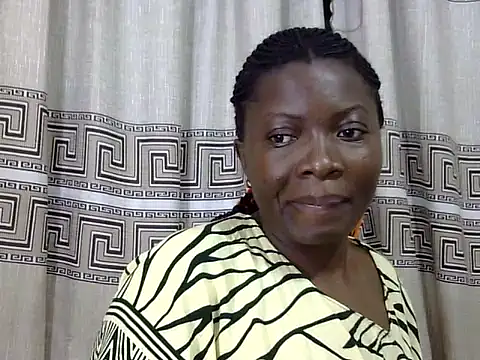 Snapshot of sexxy_melons chatting on June 2026 08:43:01 PM sexxy melons online show from June 2026 08:43:01 PM