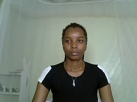 Snapshot of Sexy_vylsa chatting on June 2026 06:44:01 AM Sexy vylsa online show from June 2026 06:44:01 AM