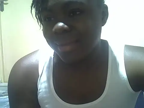 Snapshot of evethegurl chatting on June 2026 04:02:02 PM evethegurl online show from June 2026 04:02:02 PM