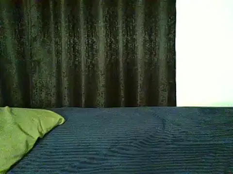 Snapshot of sweetdarling4 chatting on June 2026 04:13:01 AM sweetdarling4 online show from June 2026 04:13:01 AM