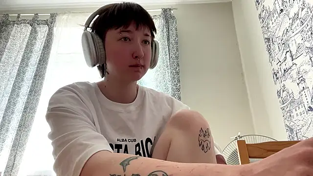 Kate Gelik online show from May 2026 09:26:02 AM