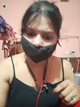 Snapshot of ZOYA-STRIP chatting on June 2026 04:05:01 PM ZOYA-STRIP online show from June 2026 04:05:01 PM