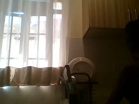 Hotty Luizer online show from May 2026 07:26:01 AM