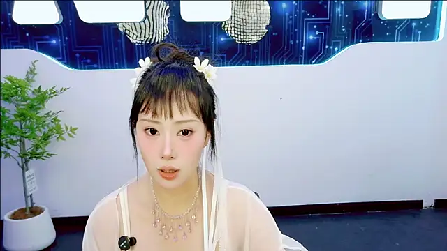 Nicole-- online show from May 2026 06:41:02 AM