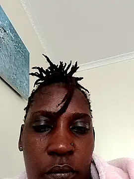 Queeny12 online show from June 2026 11:56:02 AM