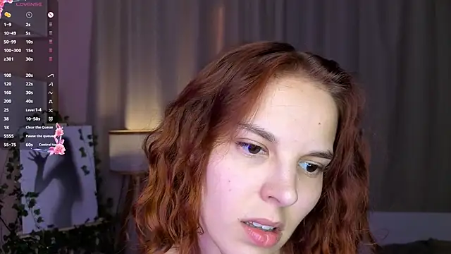 Snapshot of SinaHogsette chatting on June 2026 02:53:01 AM SinaHogsette online show from June 2026 02:53:01 AM