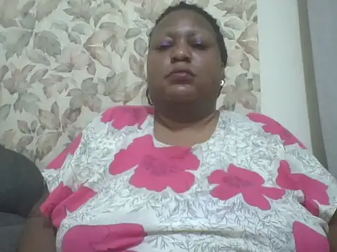 fat ebonyqueen online show from June 2026 09:50:01 PM